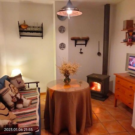 Apartamento Vacacional En La Alpujarra Laroles Bagian luar foto