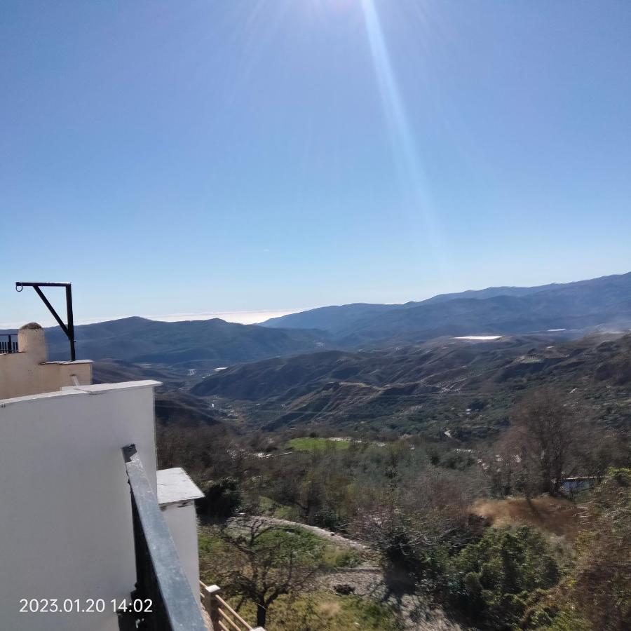 Apartamento Vacacional En La Alpujarra Laroles Bagian luar foto